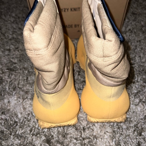 Yeezy Knit RNR Boot Sulfur by Adidas Men’s Size 8